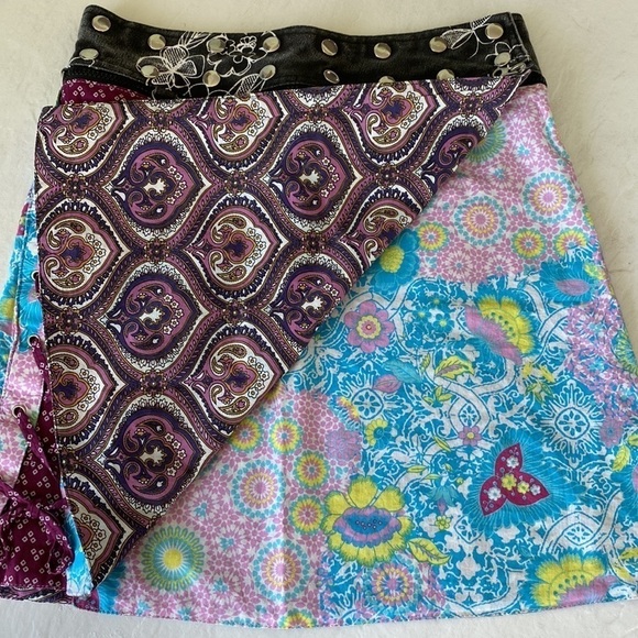 Zand Reversible Wrap Around Skirt Women’s OS - Picture 3 of 8